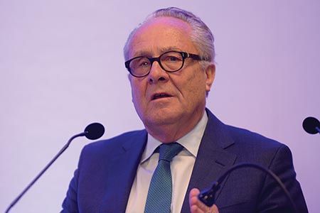 Senior personnel meet to debate key issues 