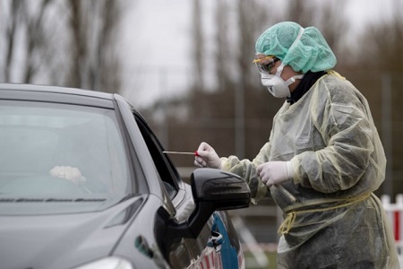 'Drive-through’ Covid-19 testing facility set up in Porto