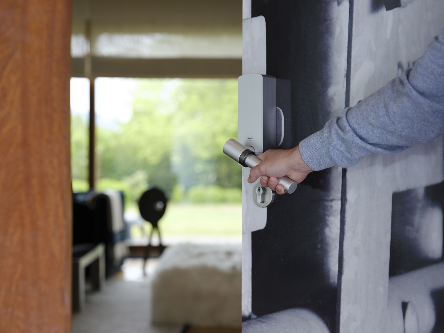 ‘Self-disinfecting’ door handle on sale from July